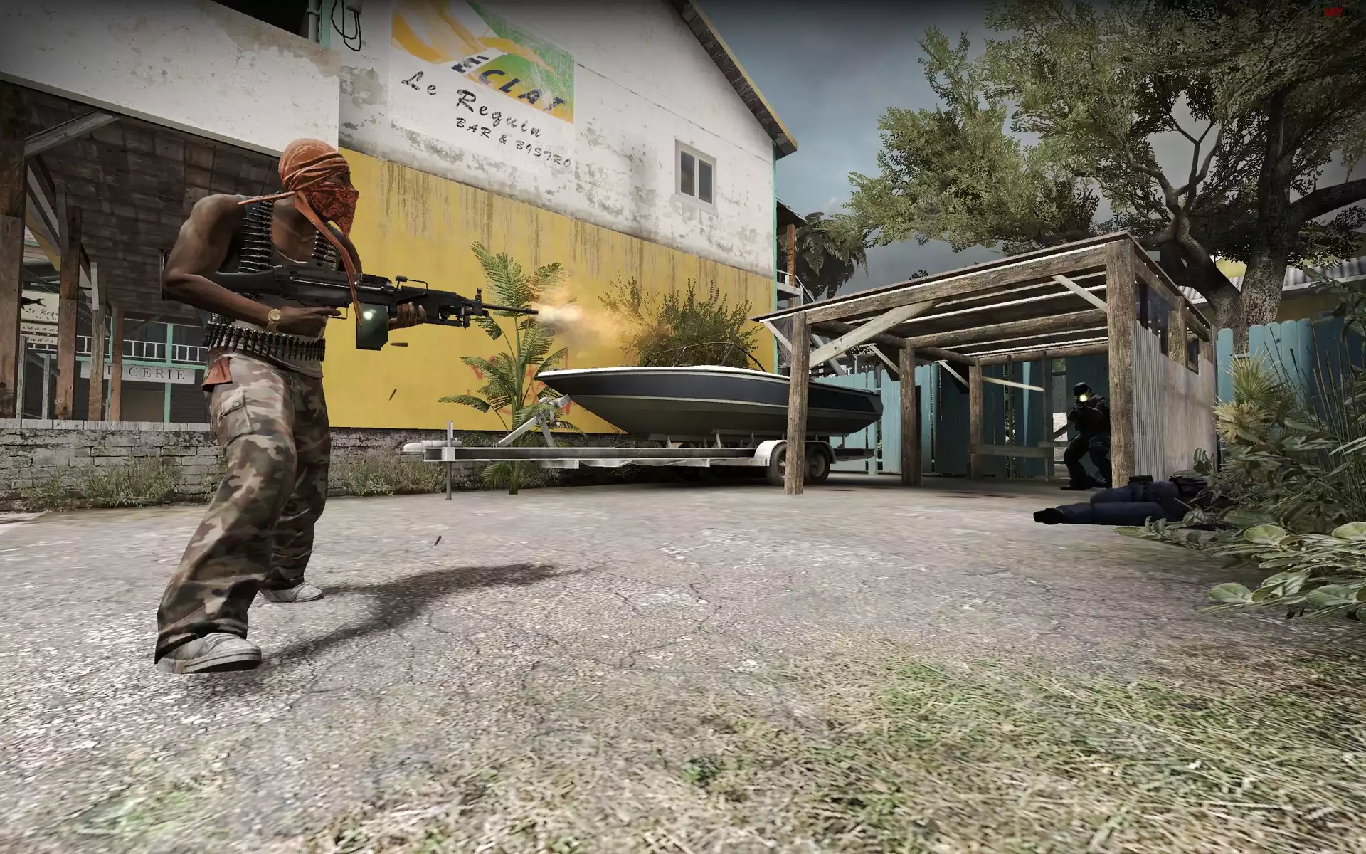 Counter Strike, Budynek, Postacie, Strzelanina